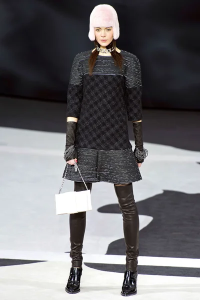 Look 62